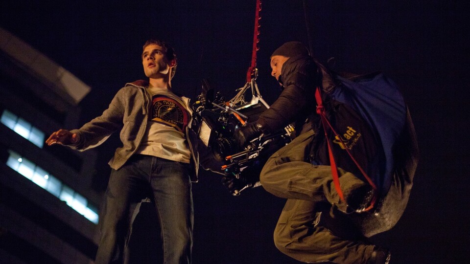 Alex Russell hat sehr viele Stunts selber gemacht.