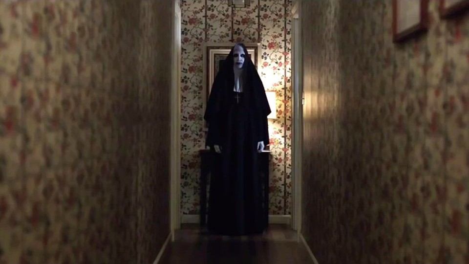 Die dämonische Nonne aus Conjuring 2 erhält ihren eigenen Horror-Film.