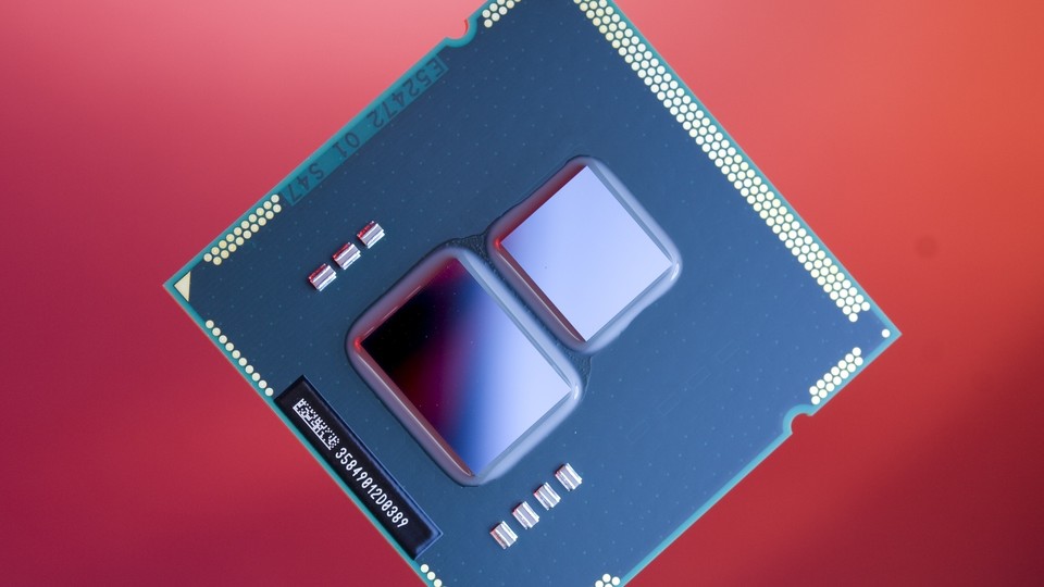 Angeblich soll die Intel-Radeon-Kombination aus zwei separaten Eiheiten auf einem Chip bestehen wie es bei den ersten Core-i-CPUs mit integrierter Grafikeinheit aus dem Jahr 2010 der Fall war. (Im Bild: Core i5 661 mit separater Grafikeinheit links unten und der eigentlchen CPU rechts oben).