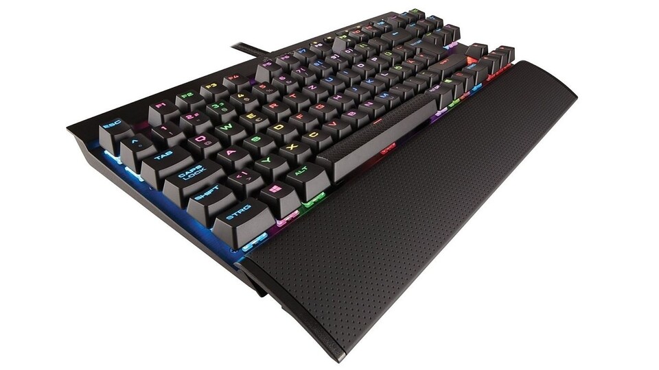 Die Corsair K65 ist eine RGB-beleuchtete mechanische Gaming-Tastatur für hohe Ansprüche.
