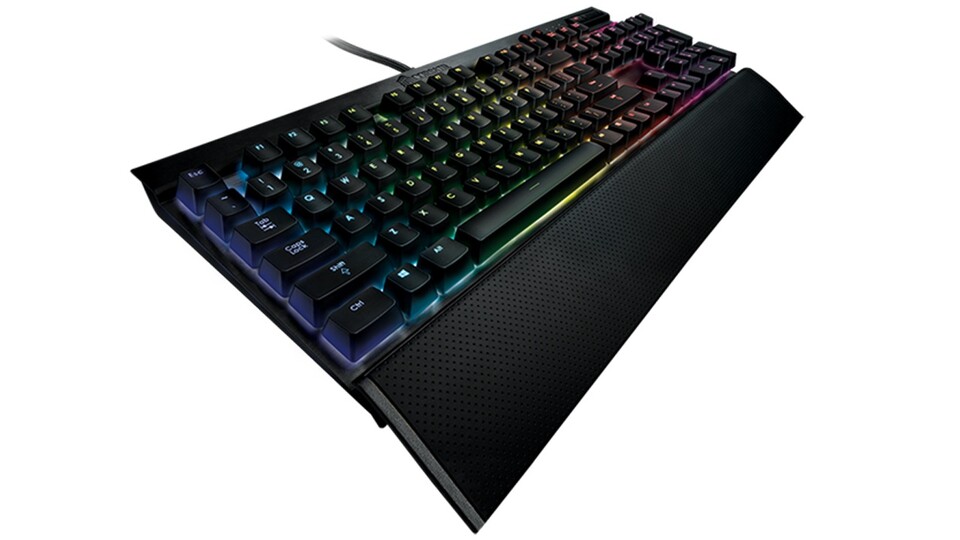 Mit der K70 bietet Corsair die günstigste Tastatur mit den neuen MX-RGB-Schaltern an.