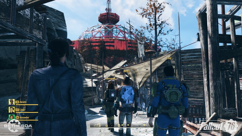 Fallout 76 wird Story-Aufträge für Koop- und Solospieler bieten; PvP-Quests schließt Todd Howard im GameStar-Interview aus. Allerdings kehren die Zufallsmissionen aus Fallout 4 zurück.
