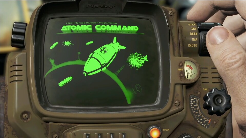 Der Pip-Boy ist in Fallout 4 nicht nur ein praktisches Werkzeug, sondern auch eine Spielekonsole.