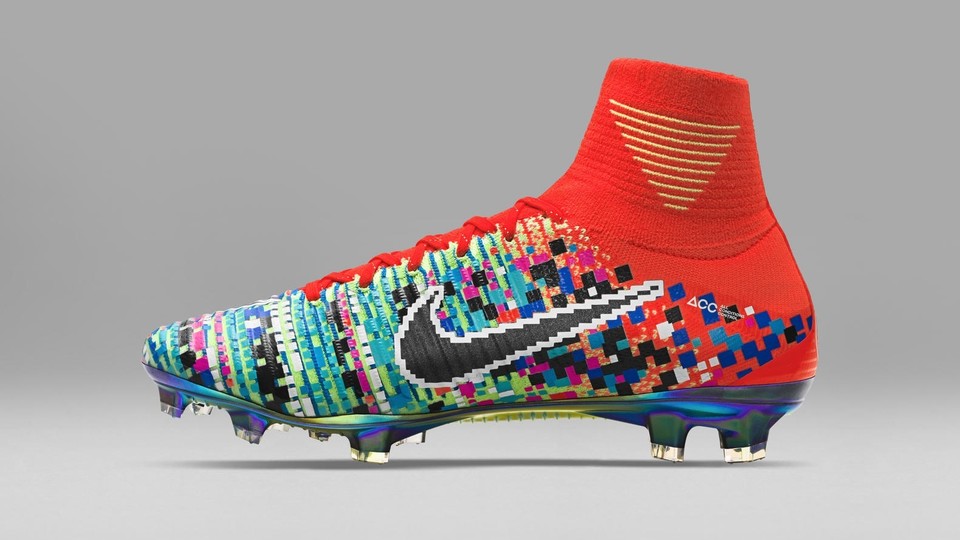 FIFA 17 wird auch als... Schuh umgesetzt? Nike präsentiert den Mercury X EA Sports.