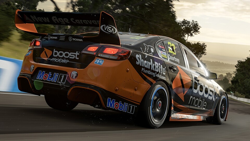 Der 2017 Holden #22 Walkinshaw Performance VF Commodore ist eins der über 700 Autos in Forza Motorsport 7.