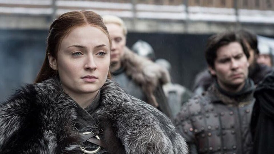 Sansa ist als Lady von Winterfell wenig begeistert von der neuen Königin Daenerys.