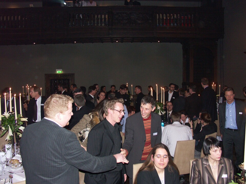 Im Gobelin-Saal des Restaurants Lenbach plauschten rund 170 Vertreter der Spiele-Industrie.