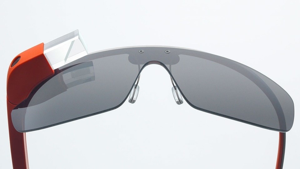 Google Glass kann nun auch in »Basecamps« ausprobiert werden.
