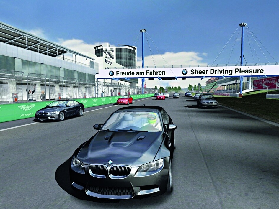 Im Werbespiel BMW M3 Challenge rasen Sie im Titelauto über den originalgetreuen Nürburgring. Entwickelt wurde der Titel vom GTR-Macher Simbin.