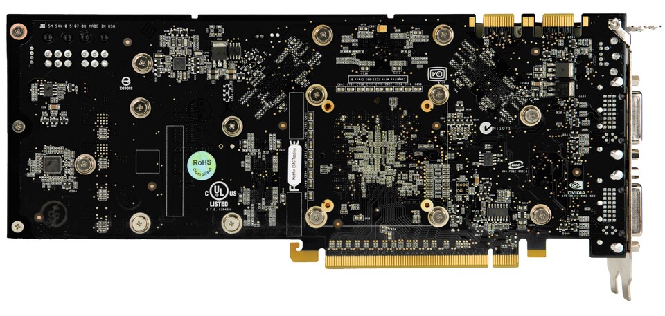 8800 GTX, 9800 GTX und Radeon HD 3870 X2 haben die gleichen Ausmaße: 26,5 cm lang, 2-Slot-Bauhöhe.