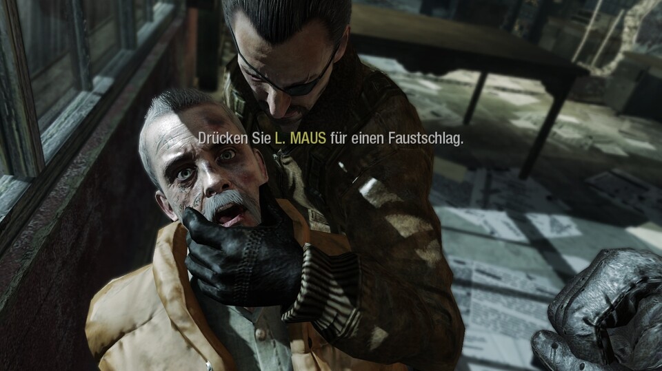 GS1313_M_Folter_02 : In der internationalen Version von Call of Duty: Black Ops fol- tern wir einen Wissenschaftler.