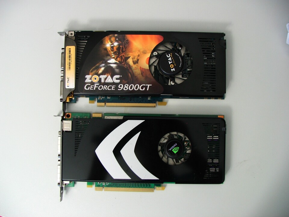 Nicht nur technisch, auch optisch unterscheidet sich die Geforce 9800 GT von der 8800 GT kaum.