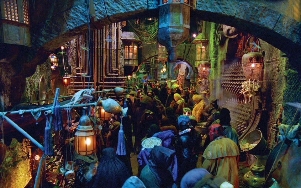 Der Trollmarkt gehört zu den schönsten Umgebungen des Films.