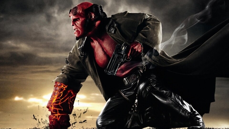 Regisseur Guillermo del Toro lässt Fans über einen möglichen dritten Hellboy-Film mit Ron Perlman abstimmen.