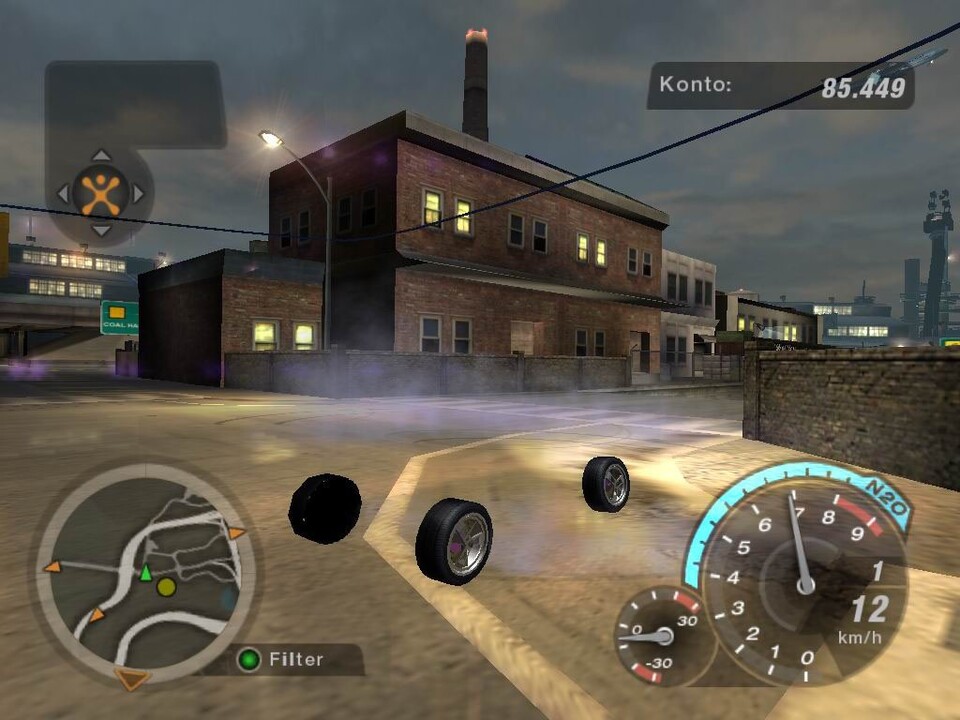 Mit B-Bugs funktioniert das Spiel zwar noch, der Fehler stört die Atmosphäre aber deutlich - etwa, wenn bei Need for Speed Underground 2 nur die Reifen des Wagens zu sehen sind.