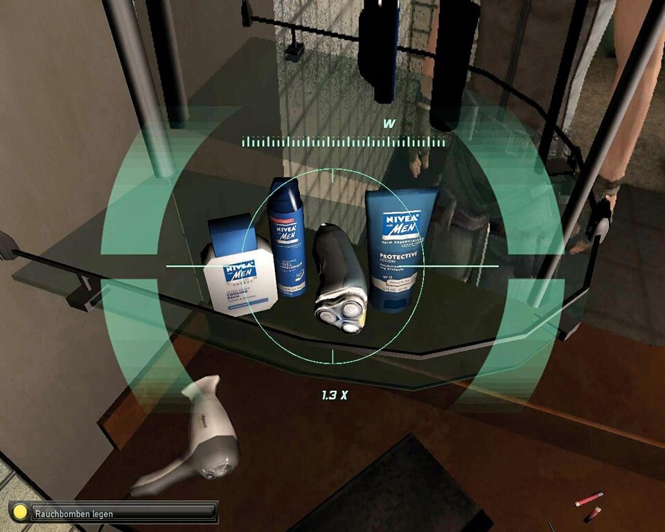 In Splinter Cell: Double Agent schleicht Sam Fisher um Nivea-Kosmetika herum.