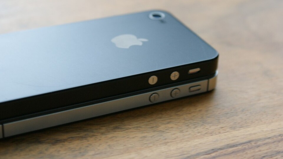 Bei den seitlichen Tasten zur Audiosteuerung hat Apple scheinbar keine Änderungen vorgenommen (Bild von chrisbrownie91 auf flickr.com).