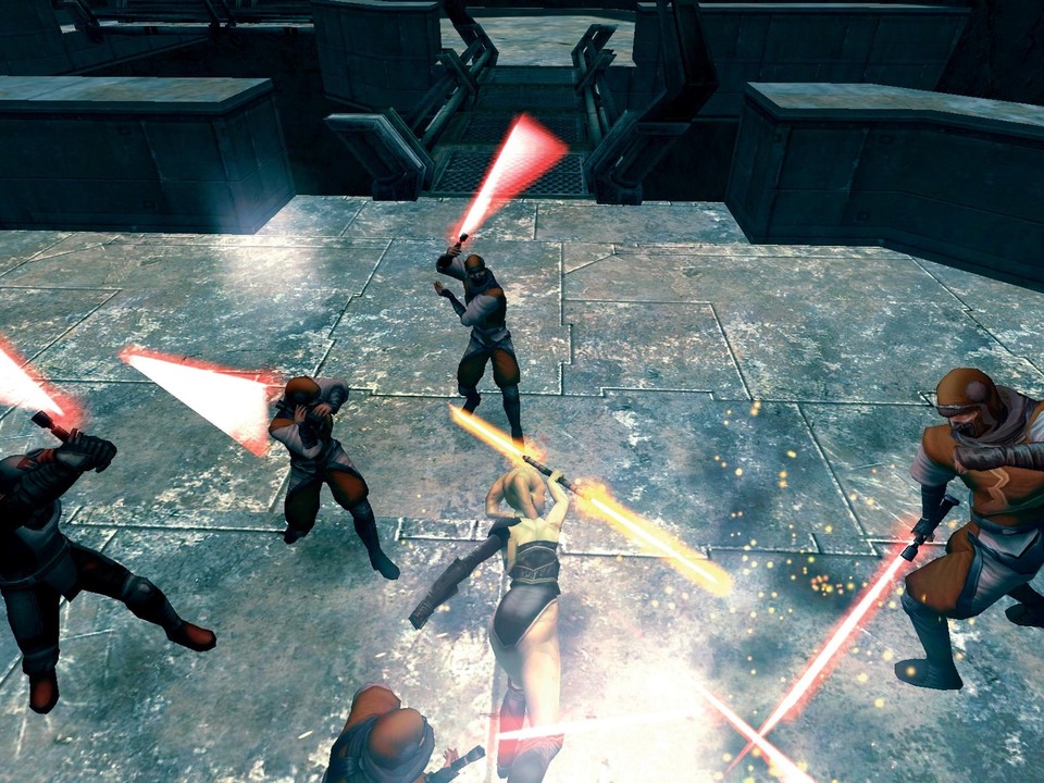 Cooler als im Kino: Dank Doppel-Laserschwert und zahlreicher neuer Manöver können wir es selbst mit fünf gleichzeitig angreifenden dunklen Jedis aufnehmen.