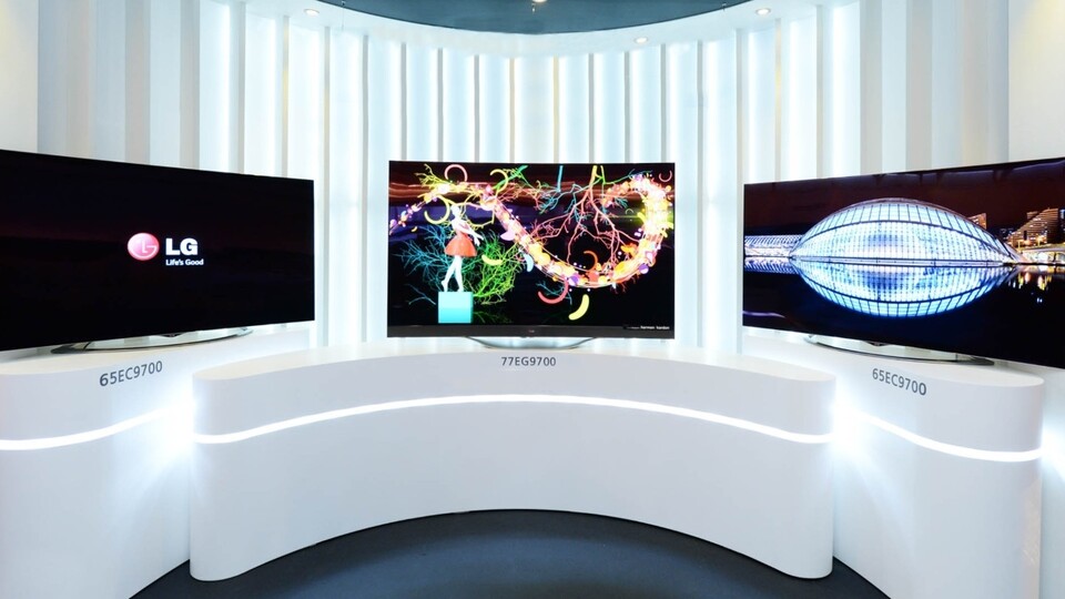 Die Curved OLED-Fernseher mit Ultra-HD-Auflösung von LG sind auf der IFA 2014 zu sehen. (Bildquelle: LG)