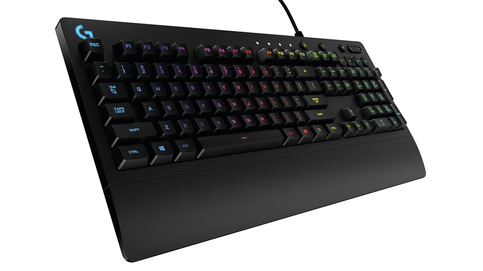 Die schlanke Logitech G213 Gaming-Tastatur verfügt über eine konfigurierbare RGB-Beleuchtung mit bis zu 16,8 Millionen Farben.