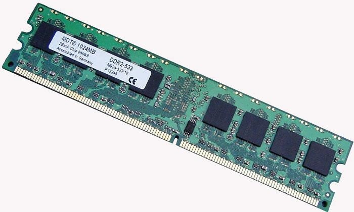DDR2-RAM löste im Jahr 2003 den Vorgänger DDR ab.