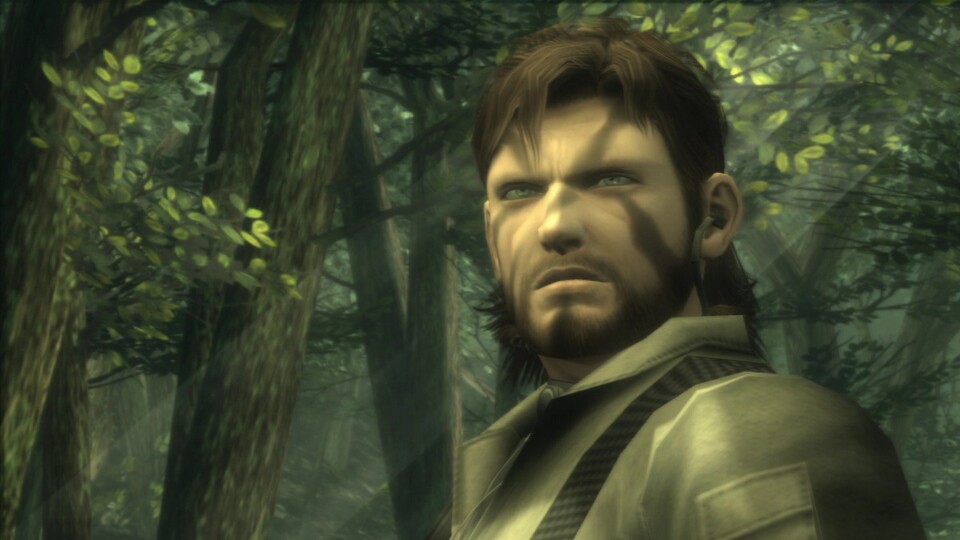 Die erste Mission von Naked Snake wird zum Desaster. Und der Soldat steckt plötzlich knietief in Verschwörungen.