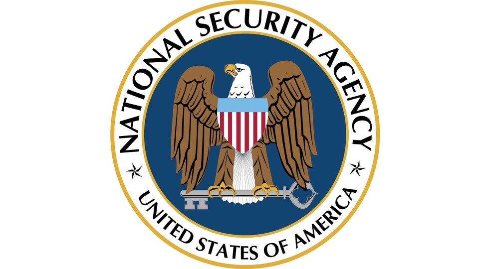 Die NSA überwacht auch Anonymous in Deutschland und The Pirate Bay.