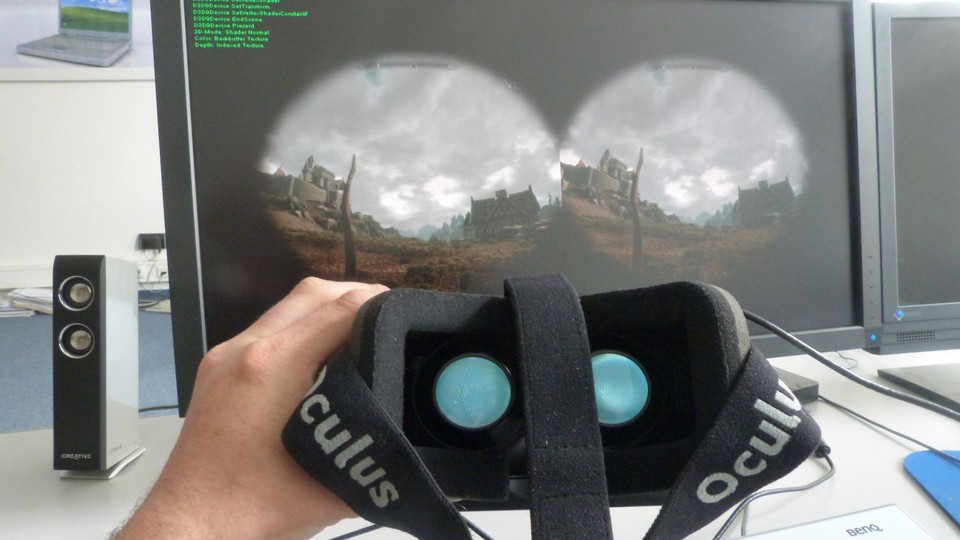 Durch die eigentlich kleinen Monitore umittelbar vor den Augen wirkt das Bild von Oculus Rift so groß wie eine Leinwand.