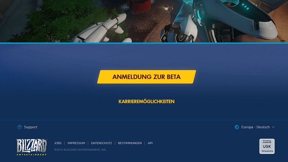 Ganz unten auf der Overwatch-Webseite findet sich die Schaltfläche für die Beta-Anmeldung. Oder Job-Angebote, falls man lieber mitschrauben statt mitspielen will.