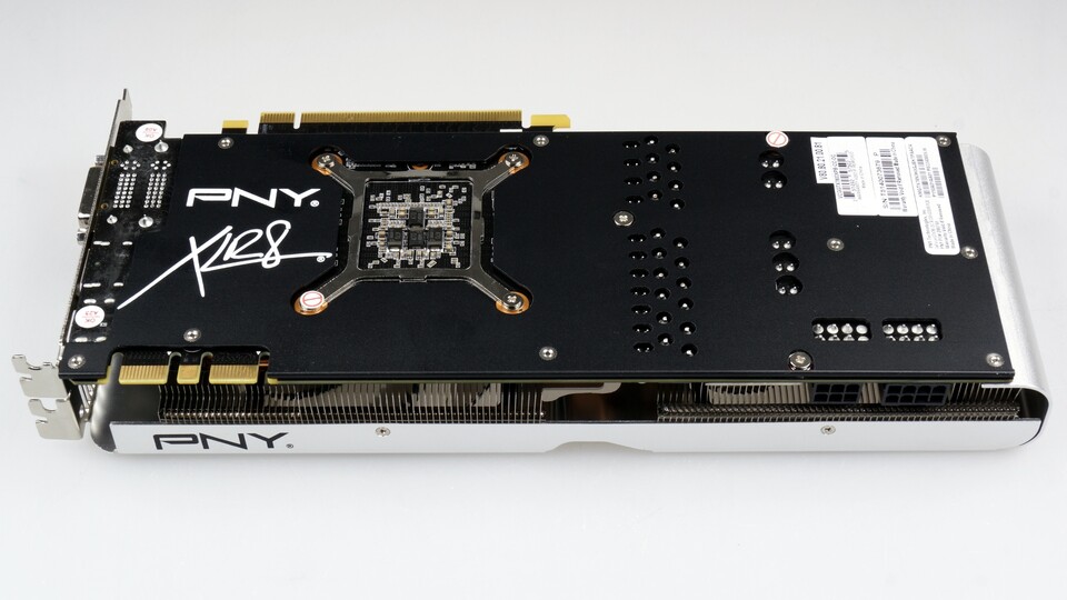 Neben den Grafikkarten tragen auch die SSDs von PNY den »XLR8«-Schriftzug. Englisch ausgesprochen ähnelt das Kürzel dem Wort »accelerate«, was beschleunigen bedeutet.