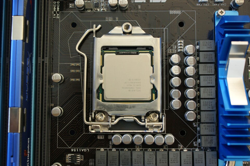Core i5 750 im neuen Sockel 1156.