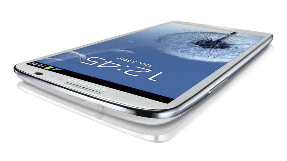 Das Samsung Galaxy S3 besitzt laut den Entwicklern der alternativen Firmware Replicant ein Hintertürchen für den Fernzugriff auf die Daten des Gerätes - Samsung dementiert.