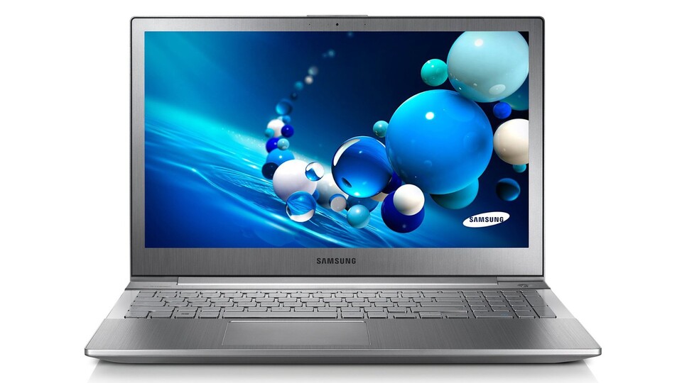 Das Samsung Series 7 Chronos 770ZE5-S01 hat ein 15,6-Zoll-Display mit Full-HD-Auflösung und ist durch die schnelle Grafikkarte und das edle Design das vielleicht schönste Spiele-Notebook auf dem Markt.