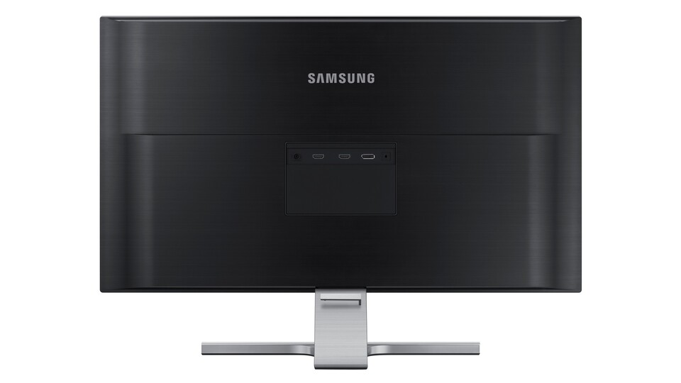 Die Rückseite des U28D590P wirkt sehr aufgeräumt. Bis auf zwei HMDI-Steckplätze und einen DisplayPort 1.2 verzichtet Samsung auf zusätzliche Anschlüsse.