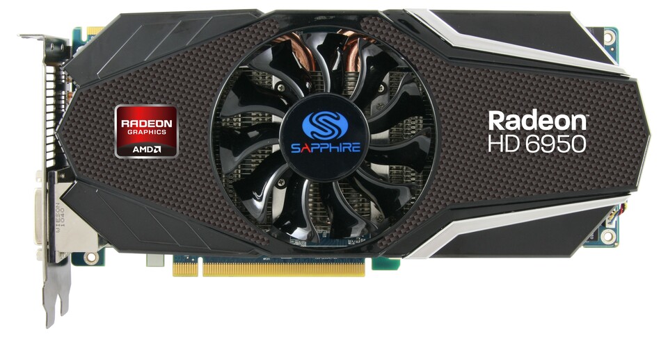Gegenüber dem AMD-Originallüfter bringt das Sapphire-Bauteil keine wesentliche Verbesserung.