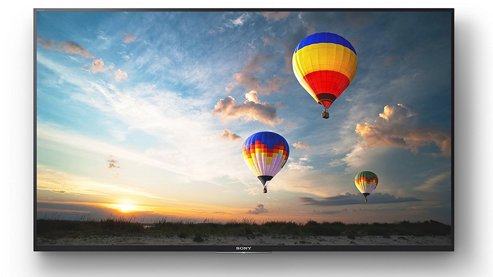 Durch das Triluminos Display zaubert der Sony KD-55XE8096 55 Zoll-Fernseher natürliche und lebendigere Farben auf Ihren Bildschirm.