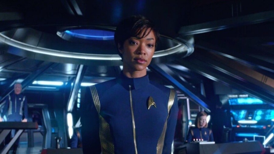 Sonequa Martin-Green spielt Michael Burnham in der Serie Star Trek: Discovery.