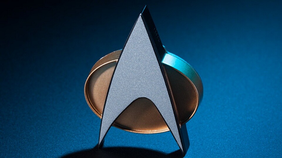 Star Trek TNG Com Badge mit Soundeffekt und Bluetooth-Verbindung. (Bildquelle: Think Geek)