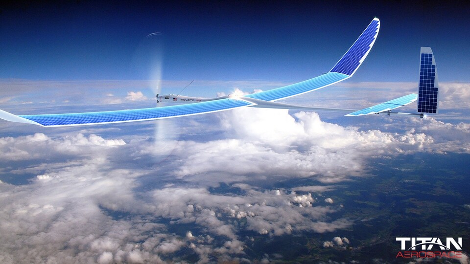 Die Drohne Titan Aerospace Solara 50 kann dank Solarenergie jahrelang in der Luft bleiben.