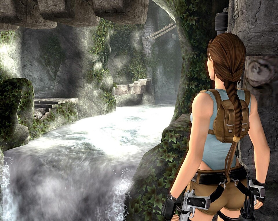 Lara trägt Ihren aus dem Ur-Tomb Raider bekannten Rucksack. Auch das Inventar ist gleich.