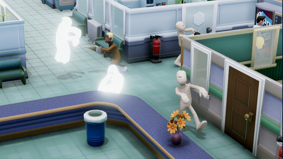 Na klasse, Mumien und Gespenster machen das Krankenhaus unsicher. Letzteren rückt der Hausmeister mit dem Staubsauger zuleibe.