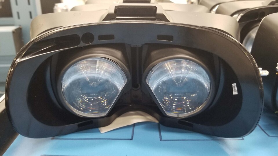 Valve arbeitet anscheinend an einem eigenen VR-Headset - das Foto soll einen angeblichen Prototypen zeigen. (Quelle: Imgur)