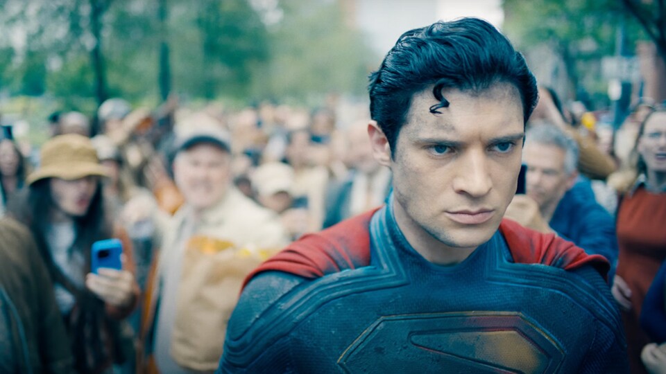 Superman Hebt Im Neuen-Teaser-Thrailer Zu Seiner Großen Kino-Rückkehr 2025 AB