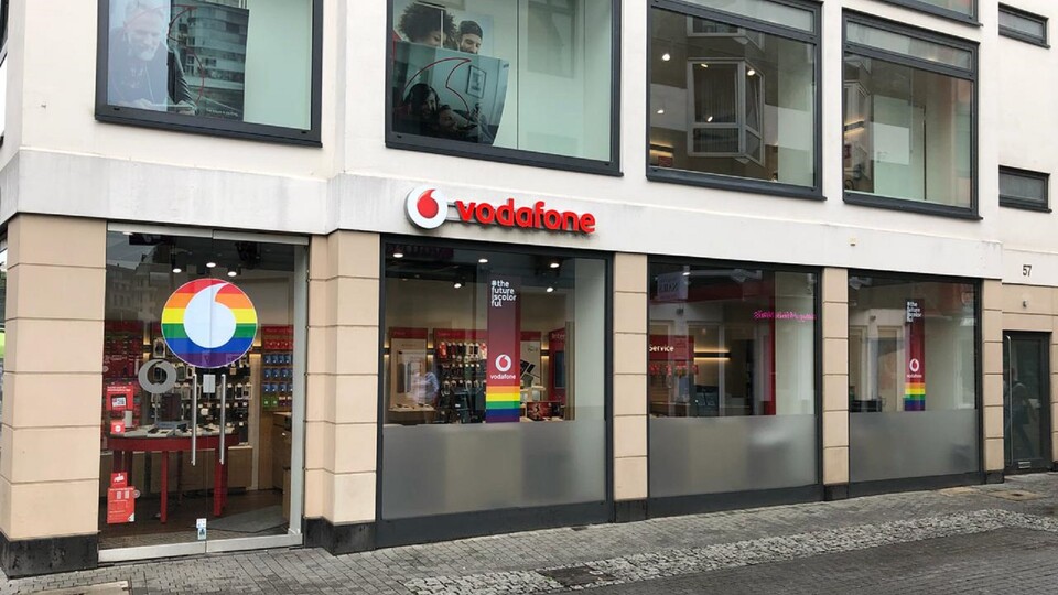Vodafone ärgert sich über nicht aktuelle Firmware bei Kunden mit eigenen Routern.