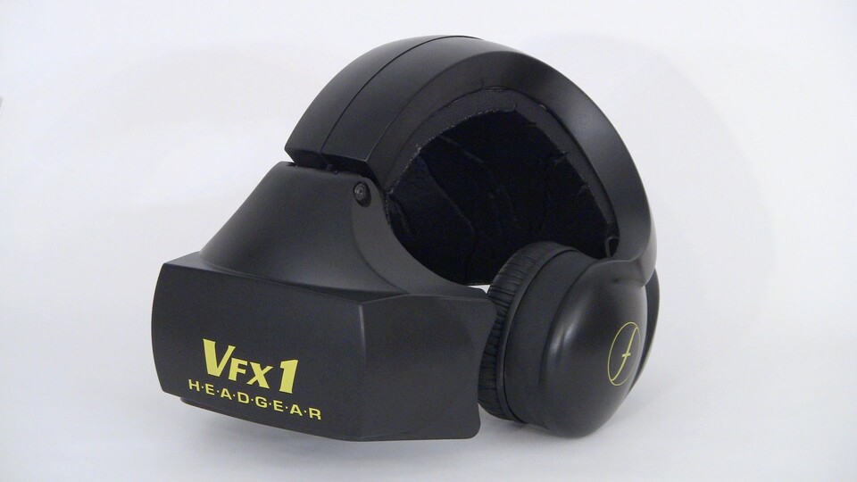 Der 1.800 DM teure Forte VFX-1 sorgte in den 90ern für den schlechten Ruf von VR-Lösungen.