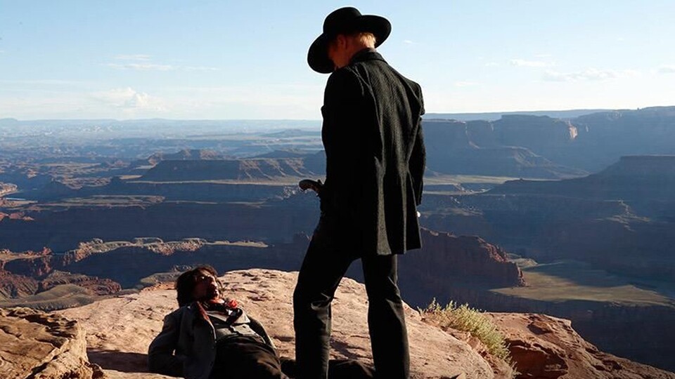 Ed Harris darf in Westworld 2 als Man in Black nicht fehlen.