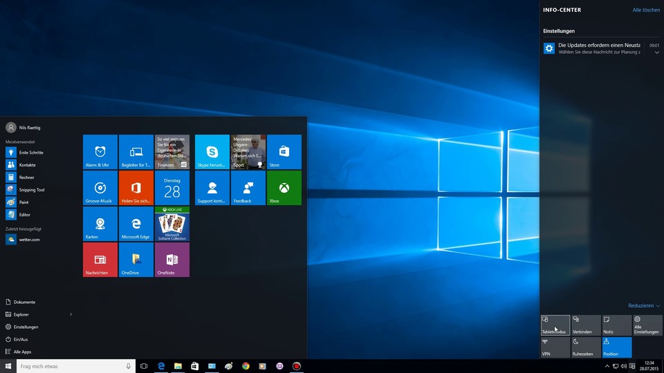 Im Infocenter auf der rechten Bildschirmseite zeigt Windows 10 Neuigkeiten über installierte oder verfügbare Updates an, weißt auf Probleme hin und vieles mehr.