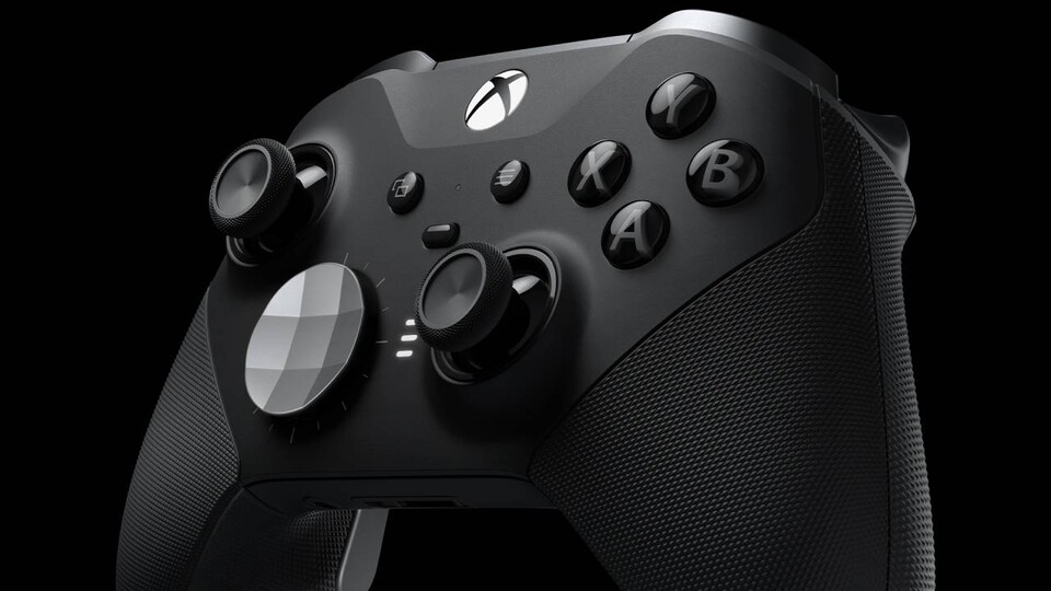 Der Xbox Elite Series 2 ist ein bekannter Controller, bei dem ihr die Stickhöhe verändern könnt. (Bild: Microsoft)