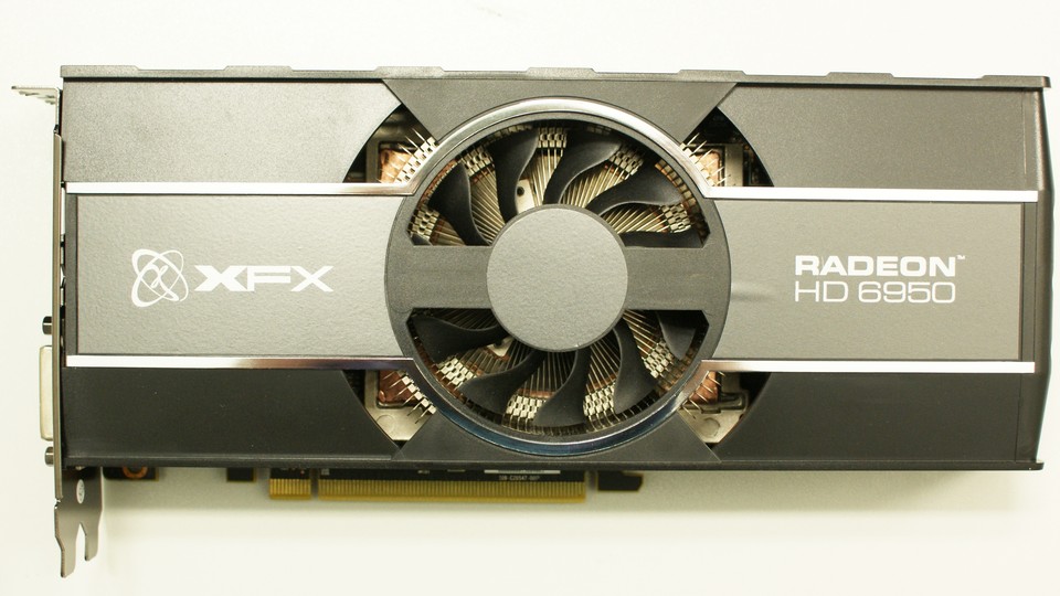 Die Radeon HD 6950 XXX hat Hersteller XFX moderat übertaktet.