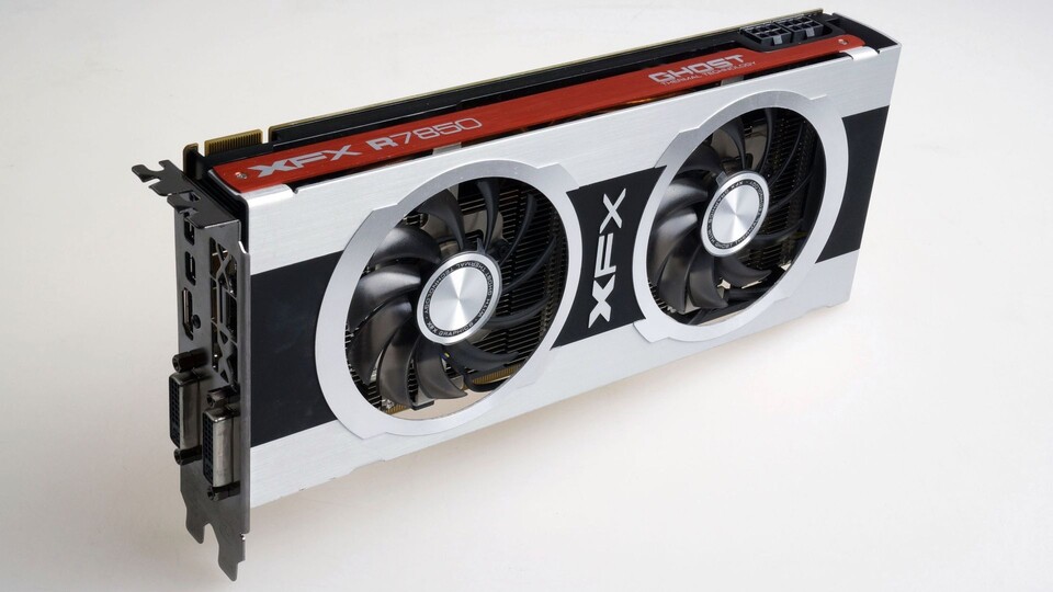 Die XFX Radeon HD 7850 Dual Fan Black Edition liefert genug Leistung für maximale Details und vierfache Kantenglättung in fast allen Spielen.